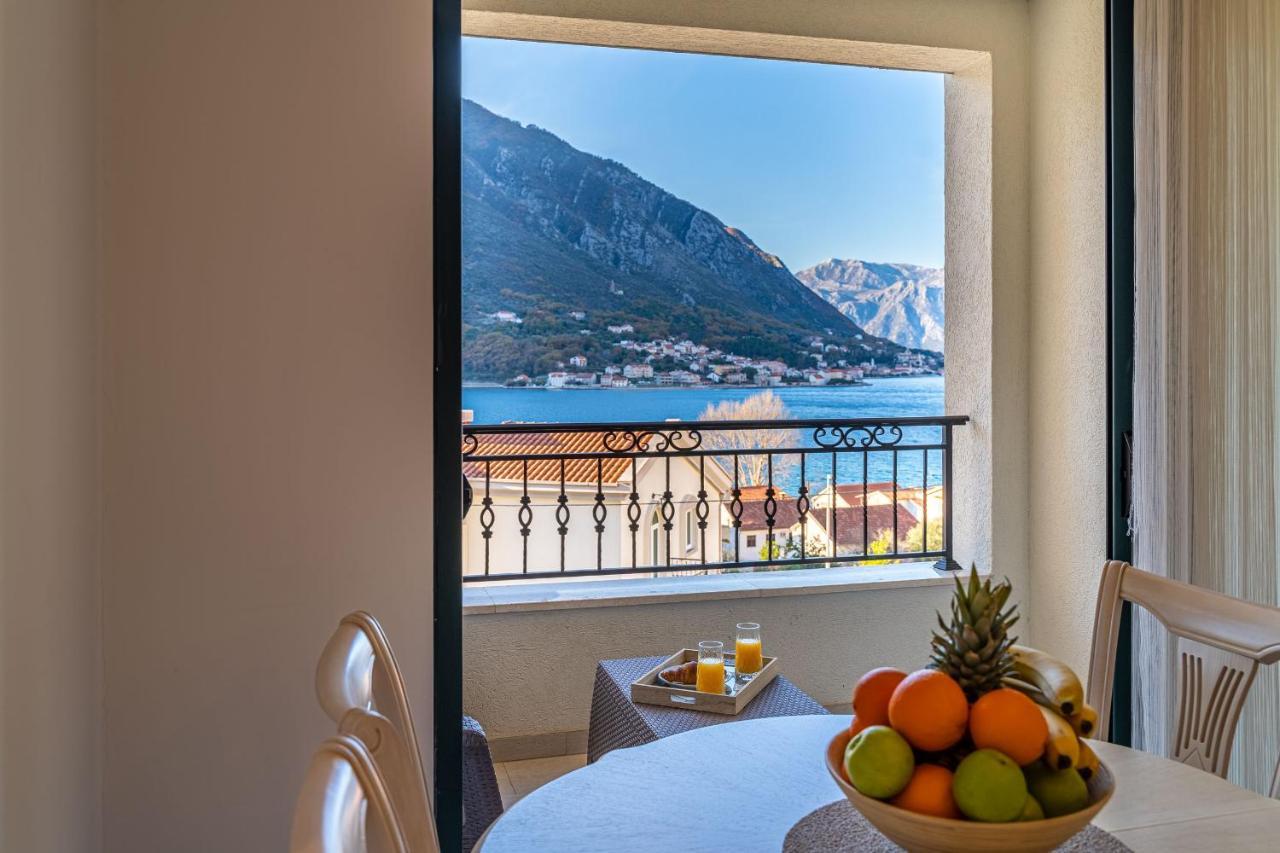 Boka View Luxury Suite - With Free Garage Parking Kotor Extérieur photo