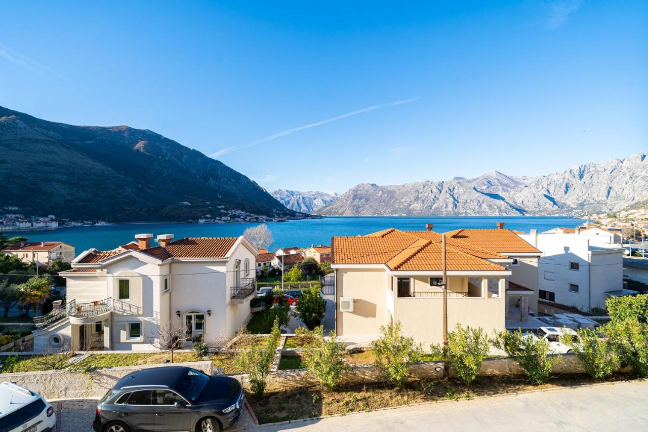 Boka View Luxury Suite - With Free Garage Parking Kotor Extérieur photo
