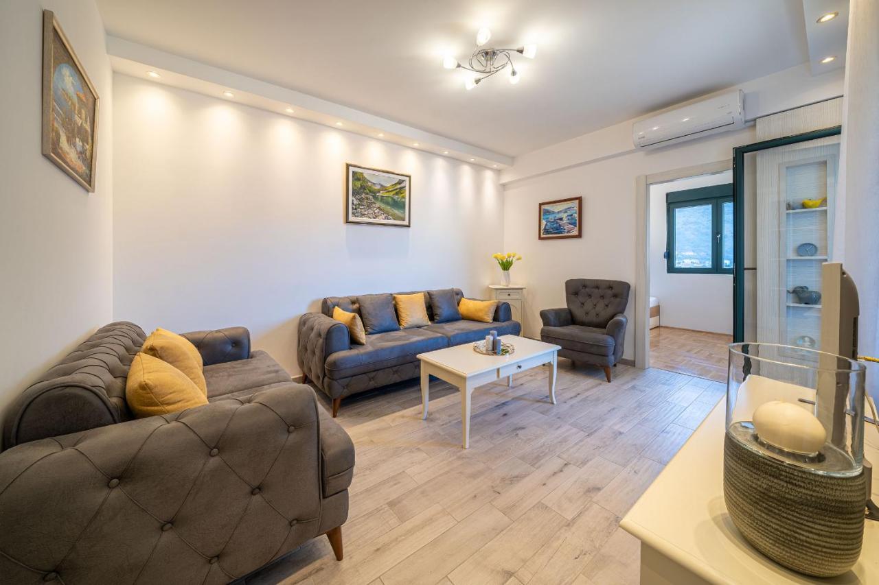 Boka View Luxury Suite - With Free Garage Parking Kotor Extérieur photo