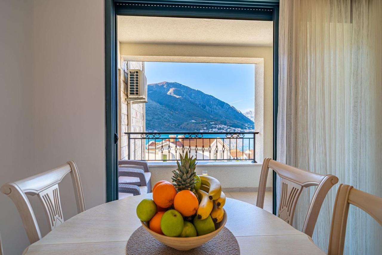Boka View Luxury Suite - With Free Garage Parking Kotor Extérieur photo