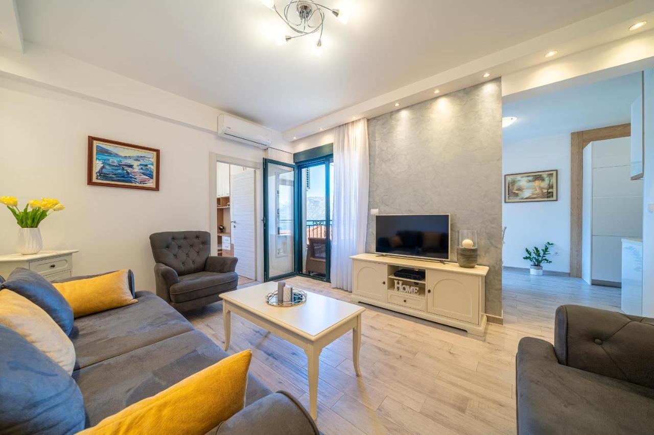 Boka View Luxury Suite - With Free Garage Parking Kotor Extérieur photo